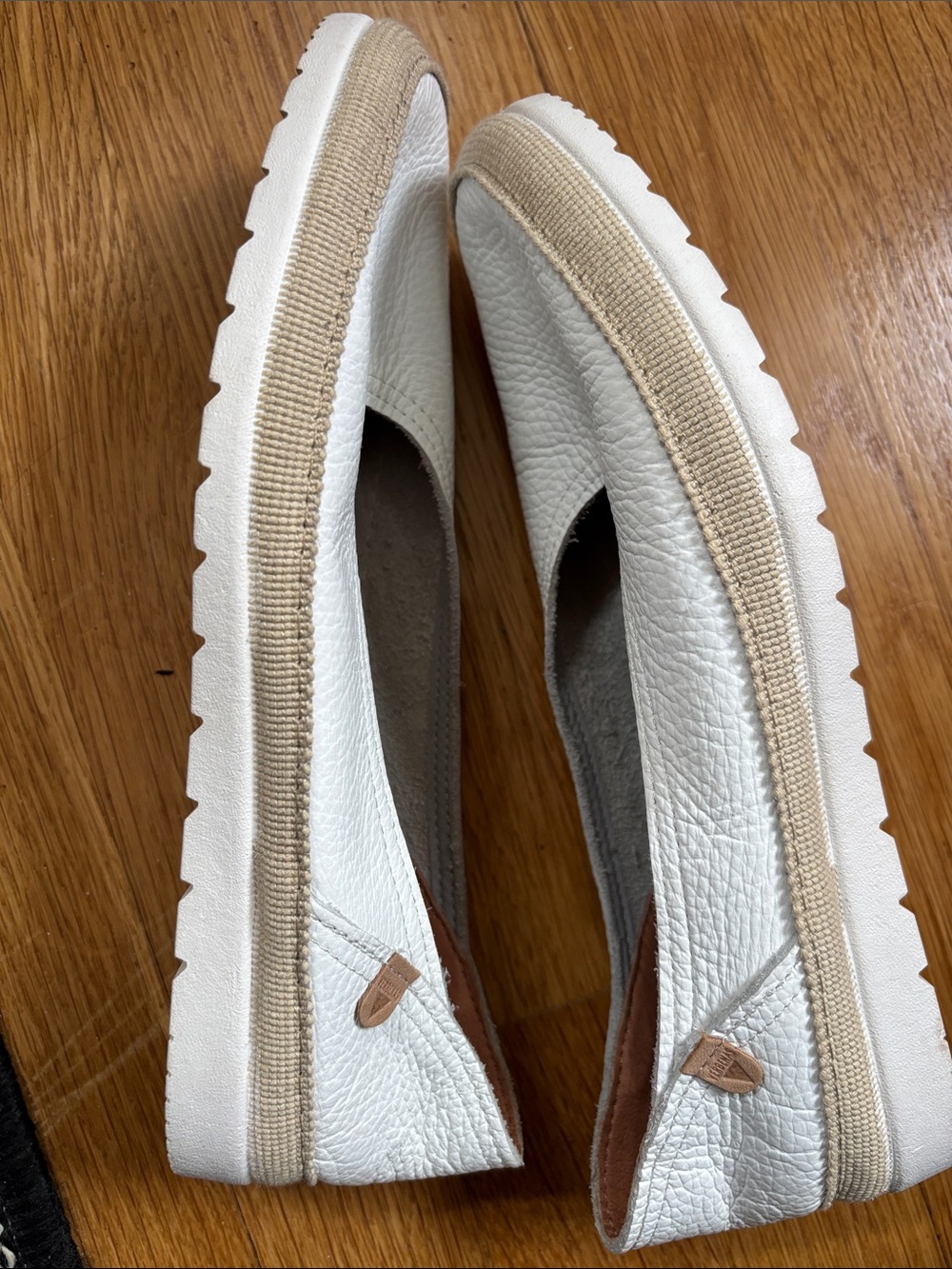 White Pebbled Leather Slip-On Flats with Neutral Trim by Verbenas - Picture 7 of 8